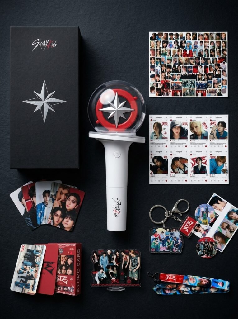 09-—-Kit-de-acessorios-Criar_fotografia_publicitaria_de…_20260914201119_2-765x1024 Stray Kids no Rock in Rio 2026: 10 produtos para fãs comprarem